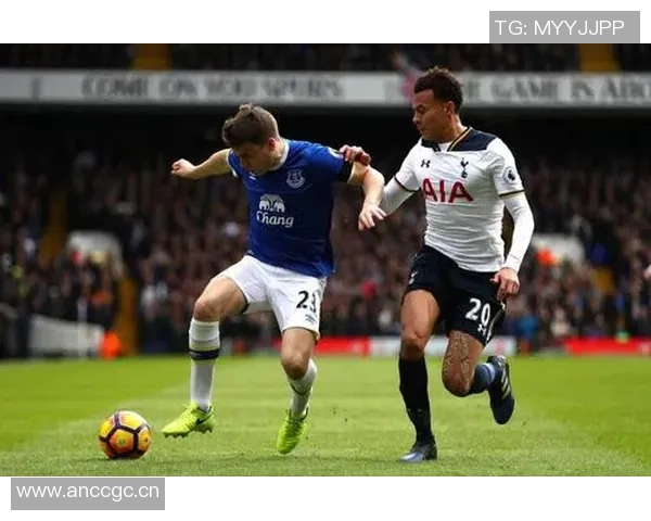 武汉足球队盯防战术解析及其对比赛胜负的影响探讨 武汉足球队盯防战术解析及其对比赛胜负的影响探讨