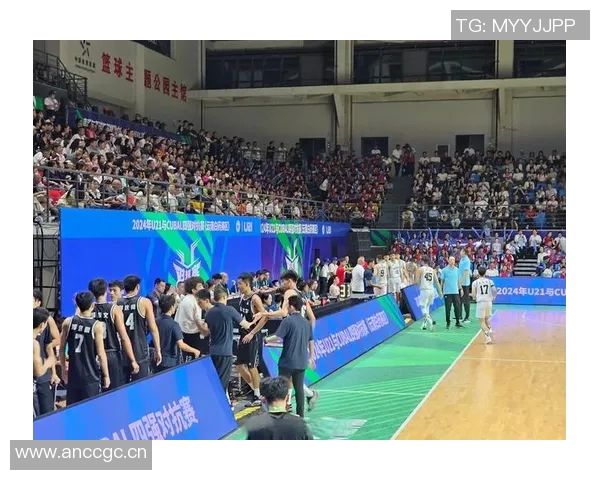 体育MC创新助力赛事氛围提升 打造全新观赛体验与互动模式